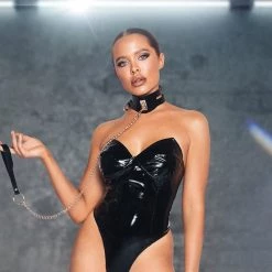 Roma Lingerie Chain Leash Choker With Buckle Closure